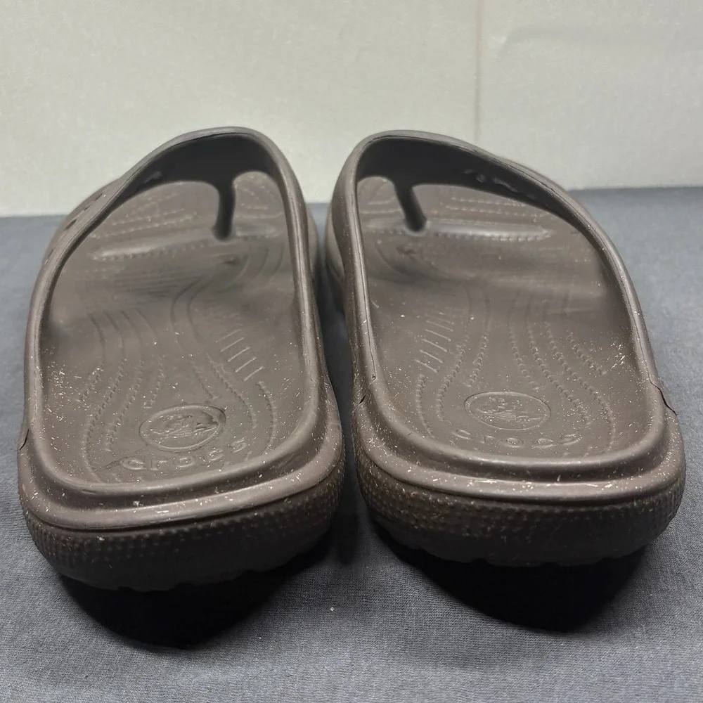 Crocs Men Flip Flops Brown Croslite Foam Size 11 Casual Beach Thong Sandals